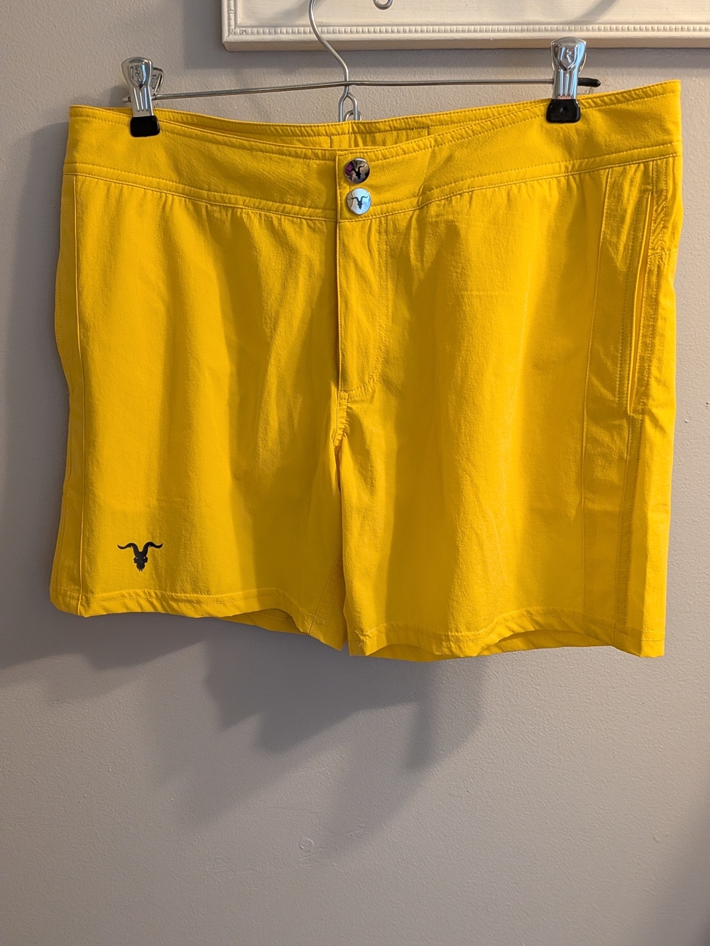 ​IGNITE Men’s Yellow Performance Shorts / Swimming Trunks - Size Large